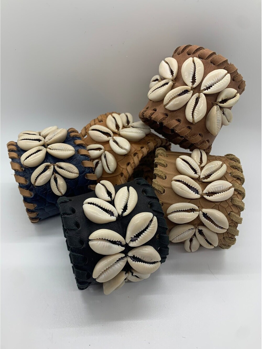 Real Leather Cuff Handmade Bracelet with Seashells (Unisex)